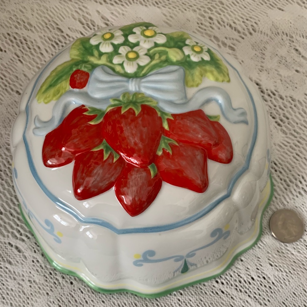 Vintage Strawberry Cottage Core Bowl
